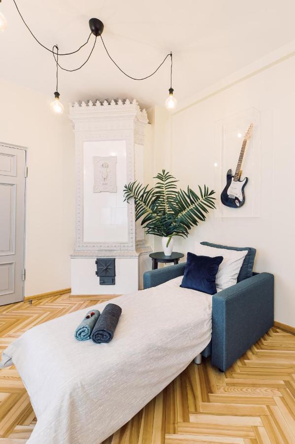 ELVIS apartment/11 beds/6 bedrooms/Riga Old Town Buitenkant foto